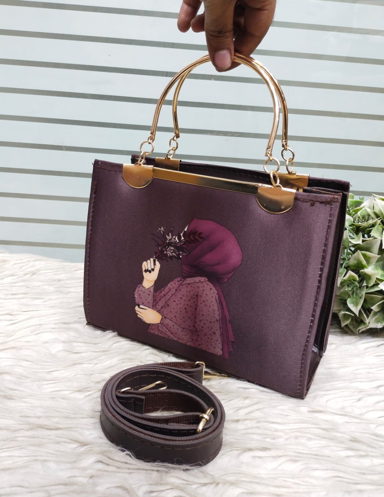 Stylish Printed Handbag for Women – Elegant Shoulder & Crossbody Bag